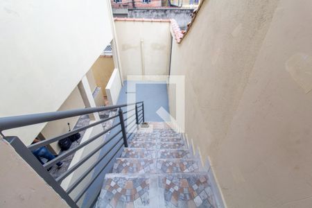 Casa para alugar com 60m², 2 quartos e sem vagaEscada
