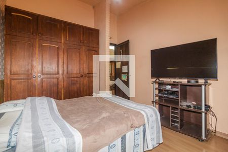 Casa à venda com 217m², 3 quartos e 5 vagas Casa à venda com 217m², 3 quartos e 5 vagasQuarto 2