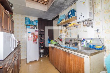 Casa à venda com 217m², 3 quartos e 5 vagas Casa à venda com 217m², 3 quartos e 5 vagasCozinha