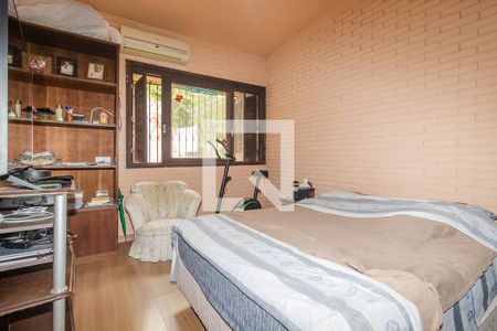 Casa à venda com 217m², 3 quartos e 5 vagas Casa à venda com 217m², 3 quartos e 5 vagasQuarto 2