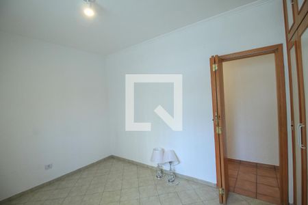 Casa à venda com 300m², 2 quartos e 3 vagasSuíte 2