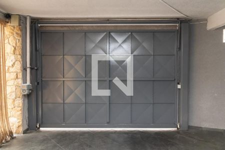 Casa à venda com 300m², 2 quartos e 3 vagasGaragem