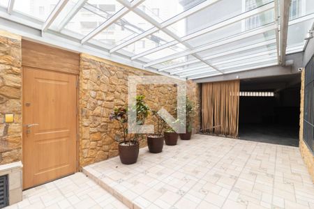 Casa à venda com 300m², 2 quartos e 3 vagasÁrea Externa