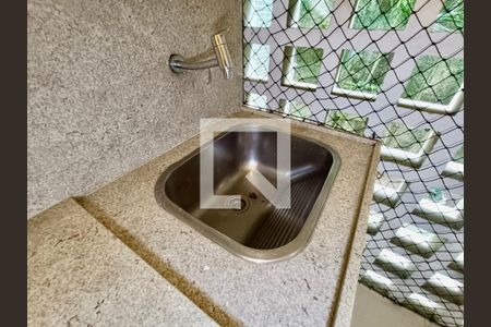 Apartamento para alugar com 90m², 2 quartos e 1 vagaÁrea serviço