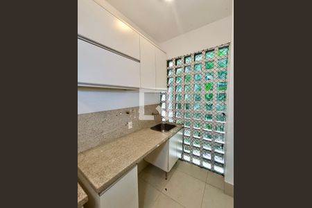 Apartamento para alugar com 90m², 2 quartos e 1 vagaÁrea serviço