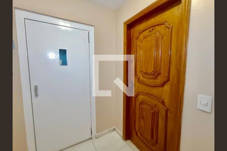 Apartamento para alugar com 90m², 2 quartos e 1 vagaHall