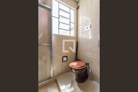 Casa à venda com 180m², 4 quartos e 1 vagaBanheiro 2