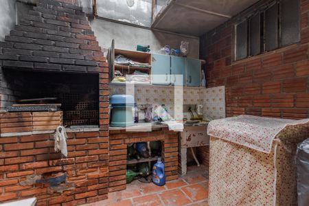 Casa à venda com 180m², 4 quartos e 1 vagaÁrea de Serviço