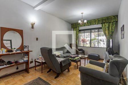 Sala de casa à venda com 4 quartos, 180m² em Jardim São Pedro, Porto Alegre