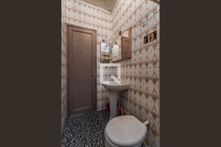 Casa à venda com 180m², 4 quartos e 1 vagaBanheiro 1