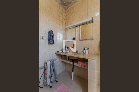 Casa à venda com 180m², 4 quartos e 1 vagaBanheiro 2