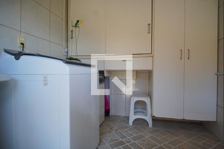 Casa à venda com 300m², 3 quartos e 4 vagasÁrea de Serviço