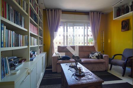 Sala de casa à venda com 3 quartos, 300m² em Vila Ipiranga, Porto Alegre