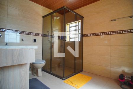 Casa à venda com 300m², 3 quartos e 4 vagasBanheiro Corredor 3