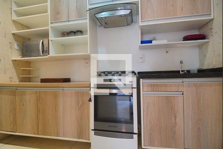 Casa à venda com 300m², 3 quartos e 4 vagasCozinha 2