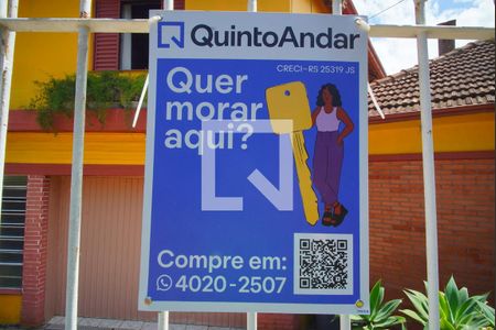 Casa à venda com 300m², 3 quartos e 4 vagasPlaca