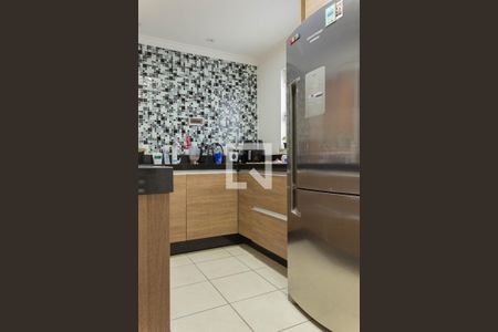 Casa à venda com 140m², 3 quartos e 2 vagas Casa à venda com 140m², 3 quartos e 2 vagasCozinha