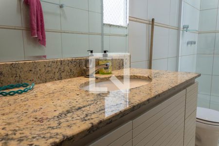 Casa à venda com 140m², 3 quartos e 2 vagas Casa à venda com 140m², 3 quartos e 2 vagasBanheiro