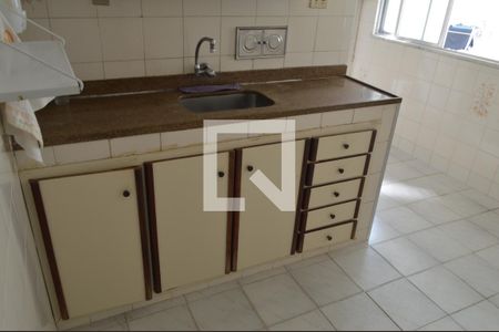 Apartamento à venda com 80m², 3 quartos e 2 vagasCozinha