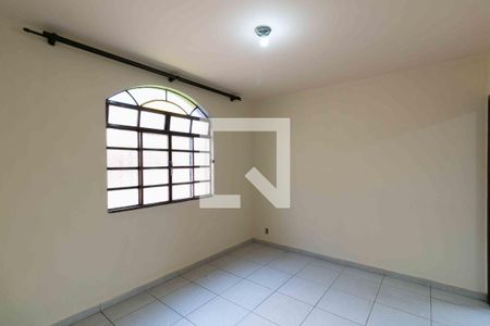 Sala de apartamento para alugar com 3 quartos, 110m² em Glória, Belo Horizonte