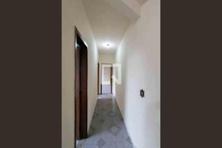 Corredor de apartamento para alugar com 3 quartos, 110m² em Glória, Belo Horizonte