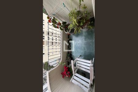 Sacada de apartamento à venda com 3 quartos, 85m² em Pinheiros, São Paulo