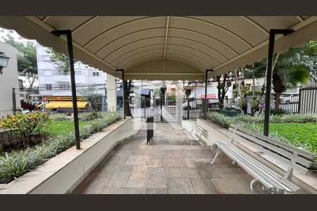 Apartamento à venda com 85m², 3 quartos e 1 vagaEntrada