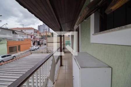 Varanda de casa de condomínio à venda com 3 quartos, 200m² em Vila Leonor, São Paulo