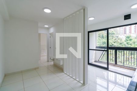 Sala/Cozinha de apartamento para alugar com 2 quartos, 41m² em Jardim Parque Morumbi, São Paulo