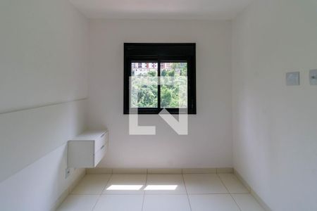 Quarto 1 de apartamento para alugar com 2 quartos, 41m² em Jardim Parque Morumbi, São Paulo