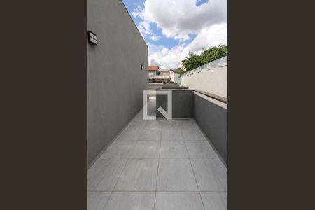 Apartamento para alugar com 57m², 2 quartos e sem vaga Apartamento para alugar com 57m², 2 quartos e sem vagaVaranda