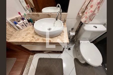 Apartamento à venda com 140m², 4 quartos e 2 vagasBanheiro da Suíte 1