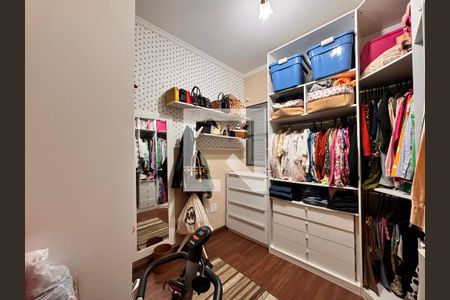 Apartamento à venda com 140m², 4 quartos e 2 vagasQuarto 2