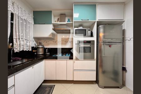 Apartamento à venda com 140m², 4 quartos e 2 vagasCozinha