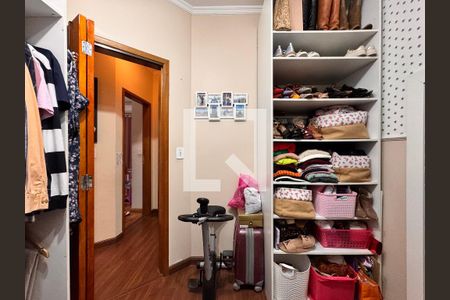 Apartamento à venda com 140m², 4 quartos e 2 vagasQuarto 2