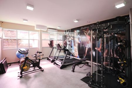 Apartamento à venda com 79m², 3 quartos e 2 vagas Apartamento à venda com 79m², 3 quartos e 2 vagasÁrea comum - Academia