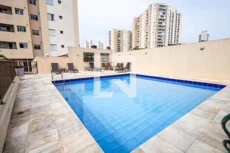 Apartamento à venda com 79m², 3 quartos e 2 vagas Apartamento à venda com 79m², 3 quartos e 2 vagasÁrea comum - Piscina