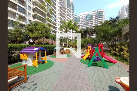 Apartamento à venda com 96m², 3 quartos e 1 vaga Apartamento à venda com 96m², 3 quartos e 1 vagaÁrea comum - Playground