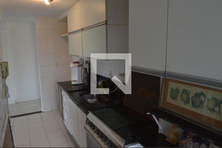 Apartamento à venda com 96m², 3 quartos e 1 vagaCozinha