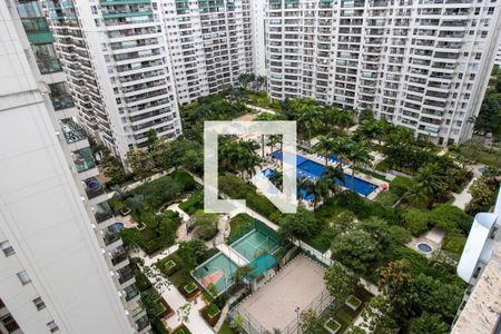 Apartamento à venda com 96m², 3 quartos e 1 vaga Apartamento à venda com 96m², 3 quartos e 1 vagaÁrea comum