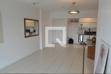 Apartamento à venda com 96m², 3 quartos e 1 vagaSala