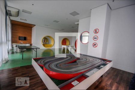 Apartamento à venda com 96m², 3 quartos e 1 vaga Apartamento à venda com 96m², 3 quartos e 1 vagaÁrea comum - Salão de Jogos