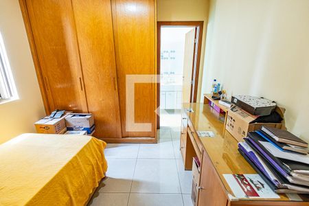 Apartamento à venda com 158m², 4 quartos e 4 vagas Apartamento à venda com 158m², 4 quartos e 4 vagasQuarto 2 / suite