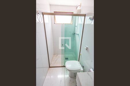 Apartamento à venda com 158m², 4 quartos e 4 vagas Apartamento à venda com 158m², 4 quartos e 4 vagasBanheiro Quarto 2 / suite