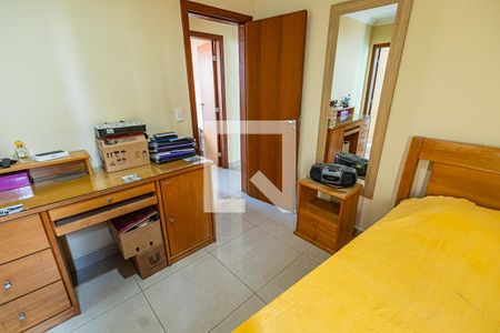 Apartamento à venda com 158m², 4 quartos e 4 vagas Apartamento à venda com 158m², 4 quartos e 4 vagasQuarto 2 / suite