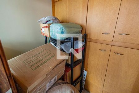 Apartamento à venda com 158m², 4 quartos e 4 vagas Apartamento à venda com 158m², 4 quartos e 4 vagasQuarto de serviço