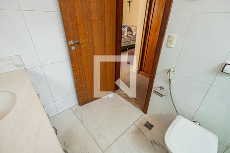 Apartamento à venda com 158m², 4 quartos e 4 vagas Apartamento à venda com 158m², 4 quartos e 4 vagasBanheiro Suite