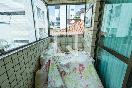 Apartamento à venda com 158m², 4 quartos e 4 vagas Apartamento à venda com 158m², 4 quartos e 4 vagasVaranda Quarto 1 / sute