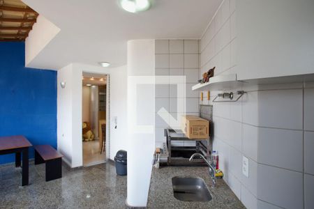Apartamento à venda com 120m², 2 quartos e 2 vagasÁrea de Serviço