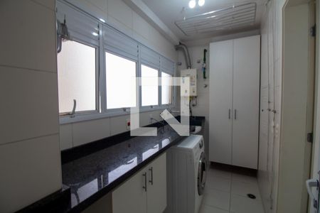 Apartamento para alugar com 111m², 3 quartos e 2 vagas Apartamento para alugar com 111m², 3 quartos e 2 vagasÁrea de Serviço